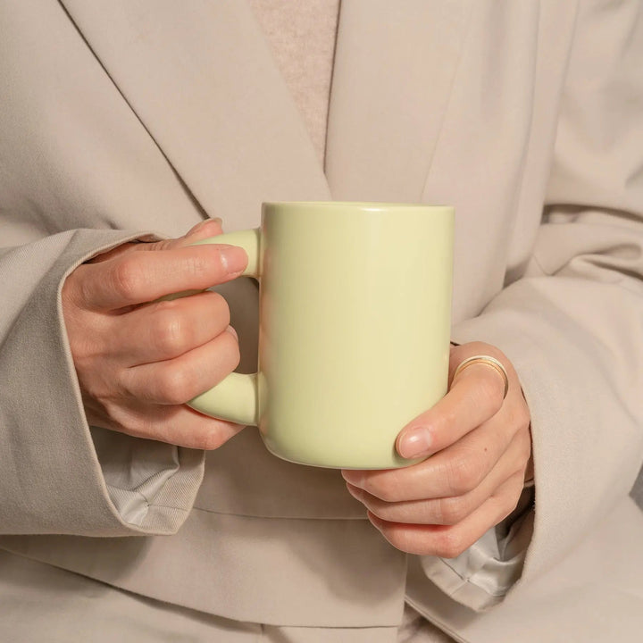 Proste, solidne kubki ceramiczne