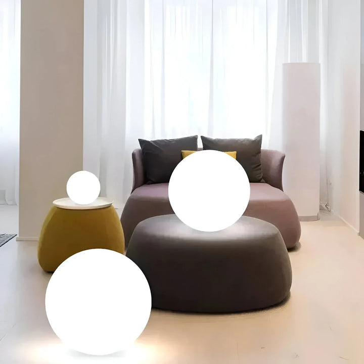 LumiGlobe – Oświetlenie Ogrodowe Odporne na Warunki Atmosferyczne