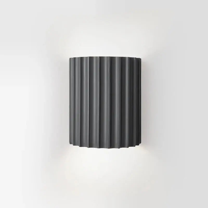 WarmthAura – Lampa ścienna wykonana z żywicy syntetycznej