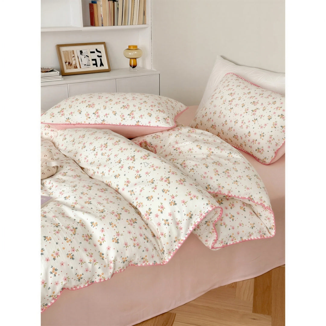 Zestaw pościeli Blossom &amp; Berry Dream 4szt. Pokrowiec na kołdrę w kwiaty