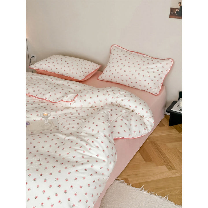 Zestaw pościeli Blossom &amp; Berry Dream 4szt. Pokrowiec na kołdrę w kwiaty