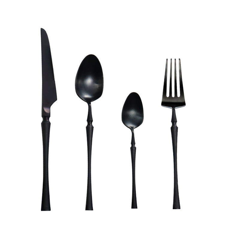 Klasyczny zestaw ze stali nierdzewnej z eleganckimi uchwytami