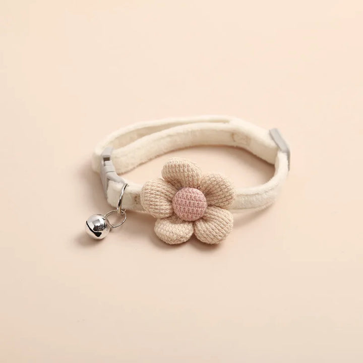 Regulowany Kotek z Kwiatem - FlowerCharm