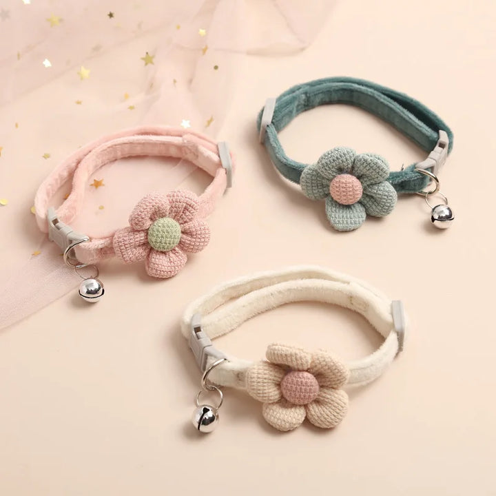 Regulowany Kotek z Kwiatem - FlowerCharm