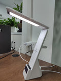 Lampa biurkowa z bezprzewodową ładowarką