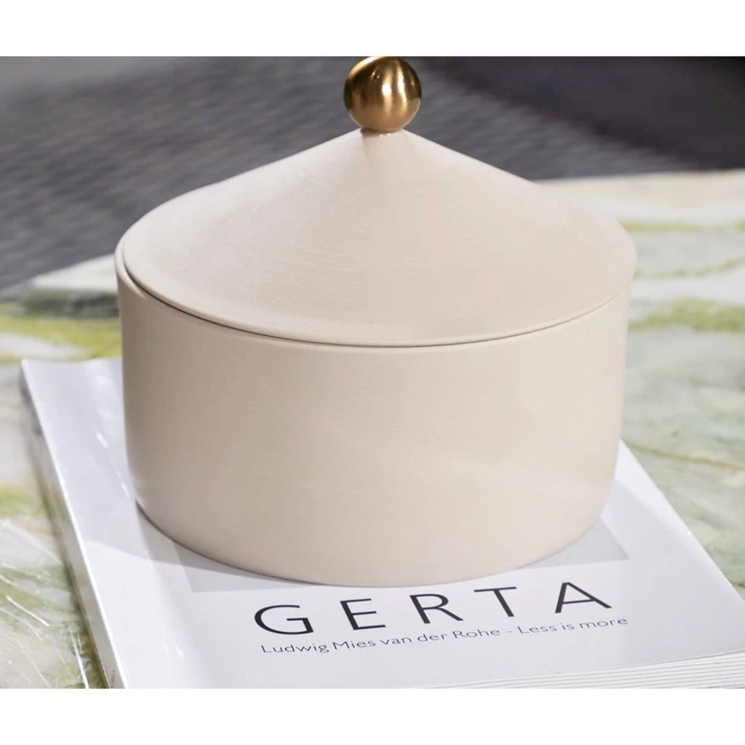 Ceramiczny pojemnik na świeczki z pokrywką