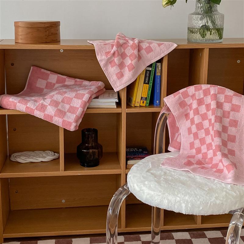 Kolekcja Ręczników Checkerboard Plus