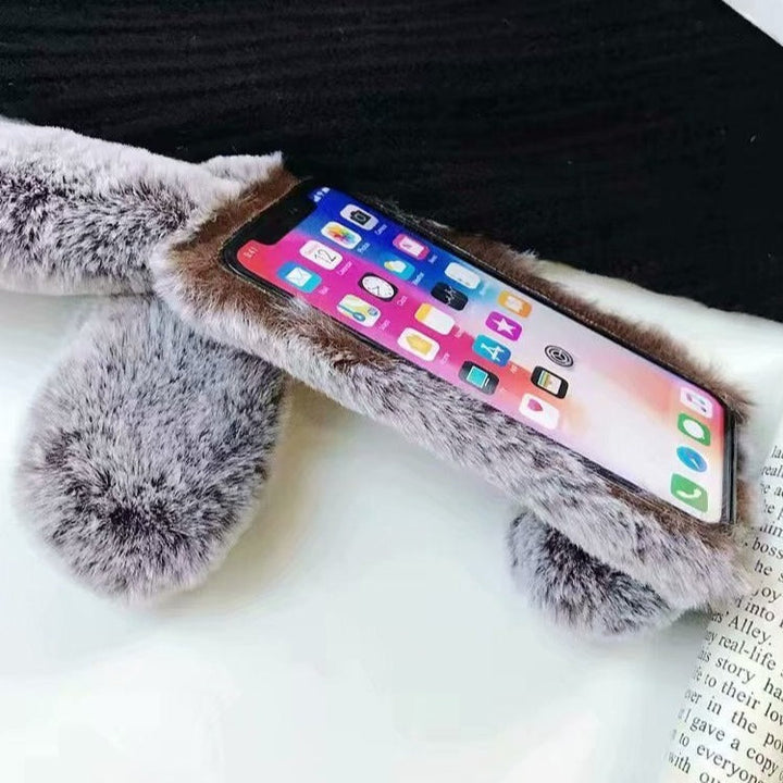 Etui na iPhone z wzorem siatki z futra szarego lisa