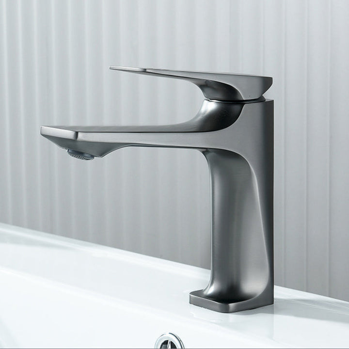 EleganceTap | Nowoczesna bateria umywalkowa