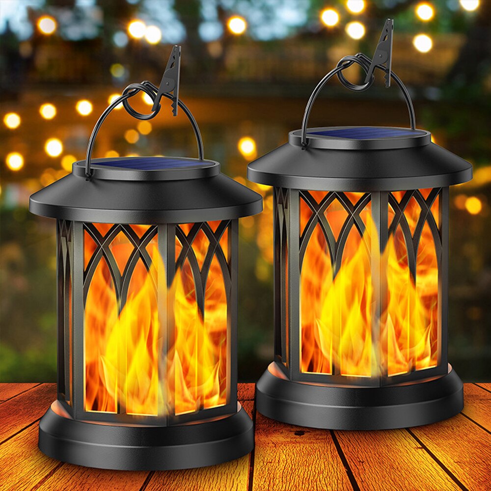 FlameGlow™ - Wisząca Lampa Słoneczna z Efektem Płomienia (2-pak)
