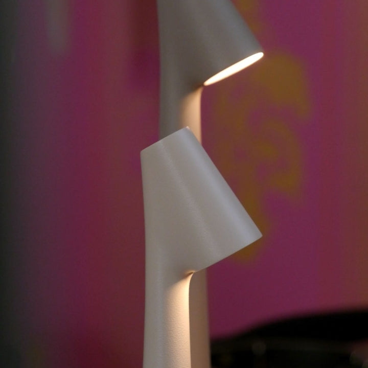 Lampa stołowa rzeźbiarska