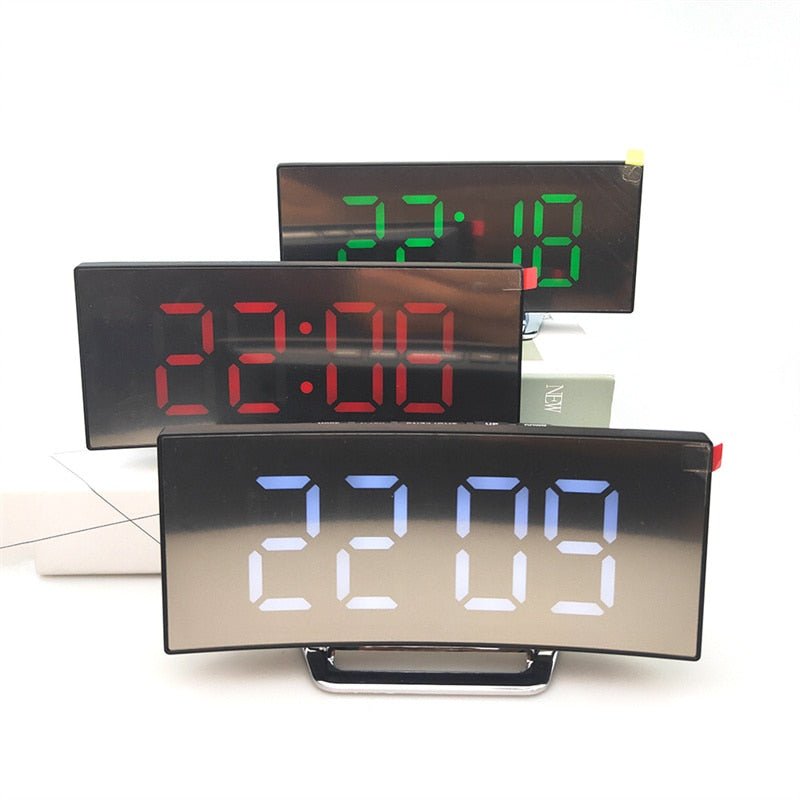 Zegar Alarmowy LED – Wygięty Wyświetlacz Lustrzany, Zegar Stołowy z Funkcją Drzemki, Elektroniczny Wyświetlacz Stołowy, Dekoracja Sypialni i Salonu