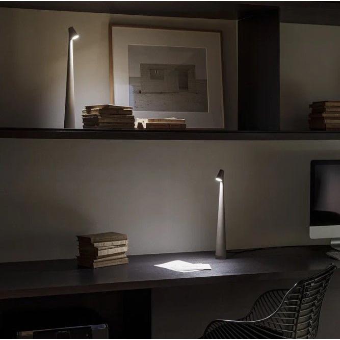 Nordycka Minimalistyczna Bezprzewodowa Lampa Stołowa LED