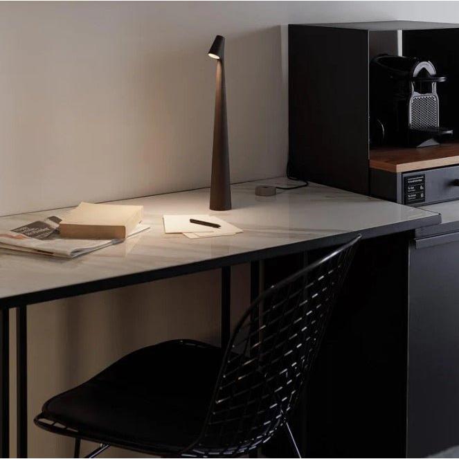 Nordycka Minimalistyczna Bezprzewodowa Lampa Stołowa LED