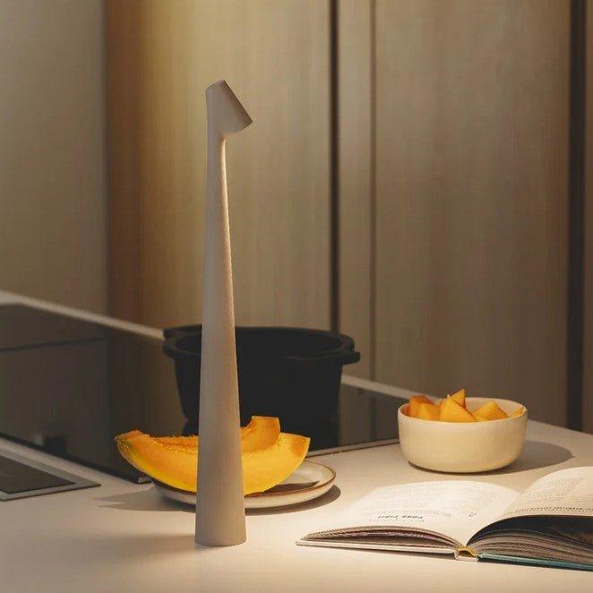 Nordycka Minimalistyczna Bezprzewodowa Lampa Stołowa LED