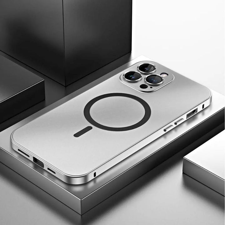 Etui na telefon MagSafe z magnesem metalowym