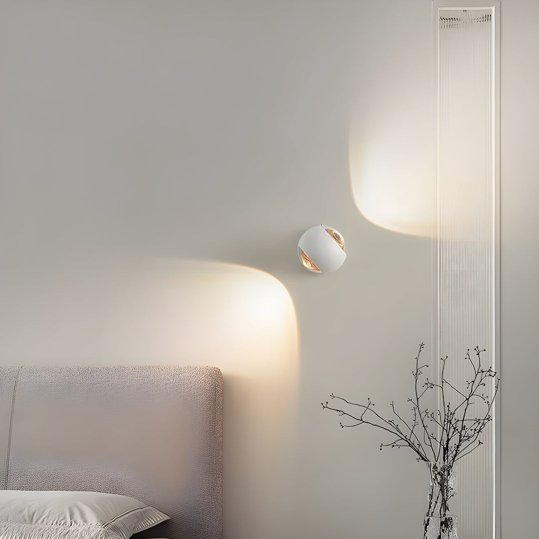 Lampa ścienna wewnętrzna - nowoczesna lampa obrotowa