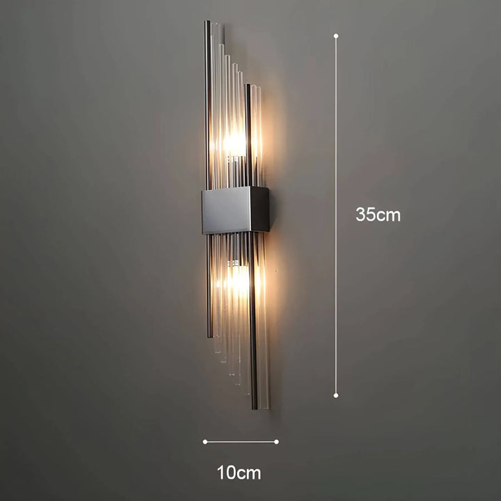 Lampa ścienna z kryształową dekoracją