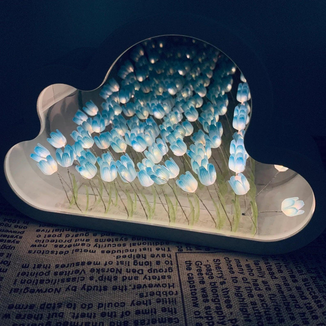 Lustro LED Tulip Cloud – Magiczne Światło i Dekoracyjny Design