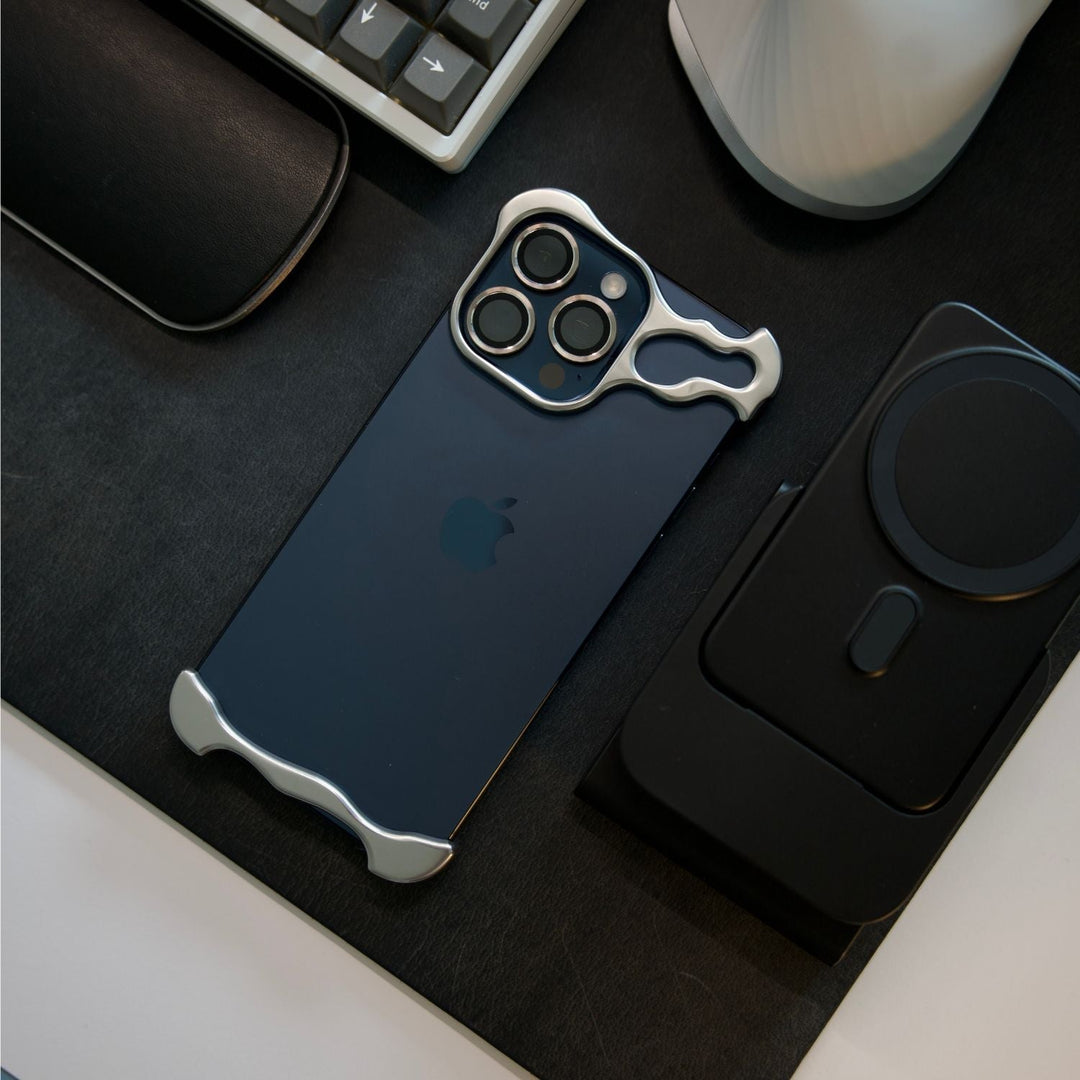 Ultra-cienkie etui premium na iPhone - Ochrona Invisie przed zarysowaniami i uderzeniami |