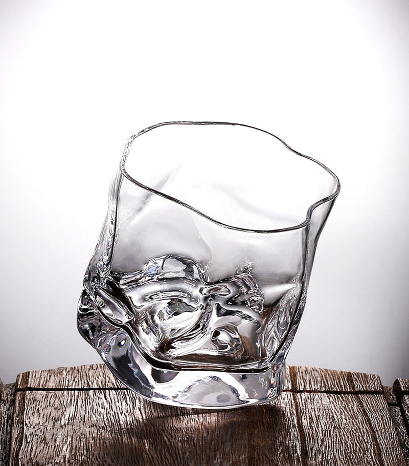 Zestaw szklanek do whisky o zniekształconej fakturze