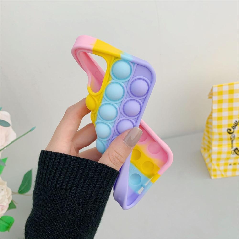 Etui Pop It na iPhone&