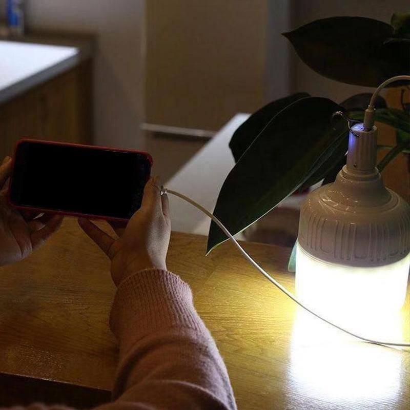 Zewnętrzna żarówka LED nocna z możliwością ładowania przez USB |