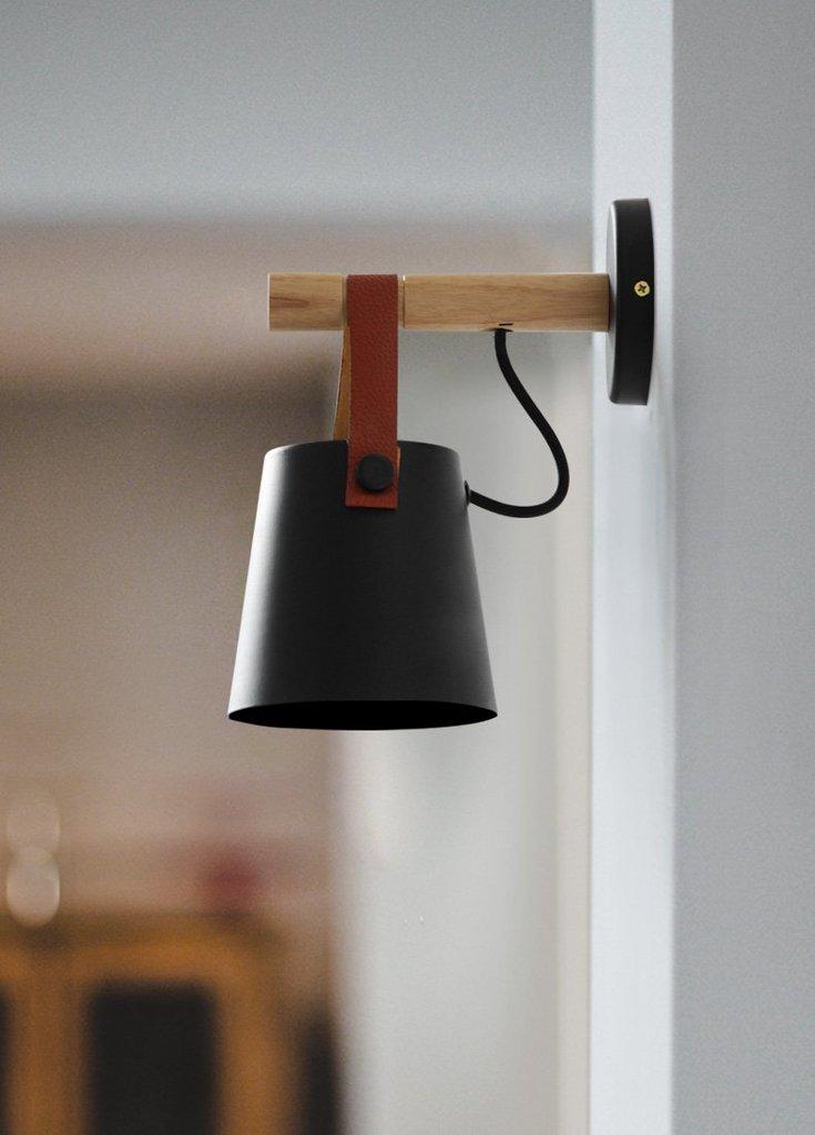 Drewniana Nordycka Lampa Wisząca na Ścianę