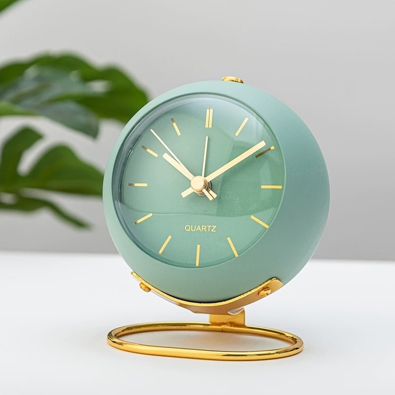 Buzzley Retro Cichy Budzik – Vintage Metalowy Zegar Analogowy z Nocnym Światłem