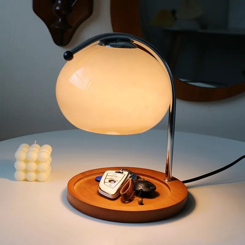 Lampa stołowa szklana w stylu retro z podstawą