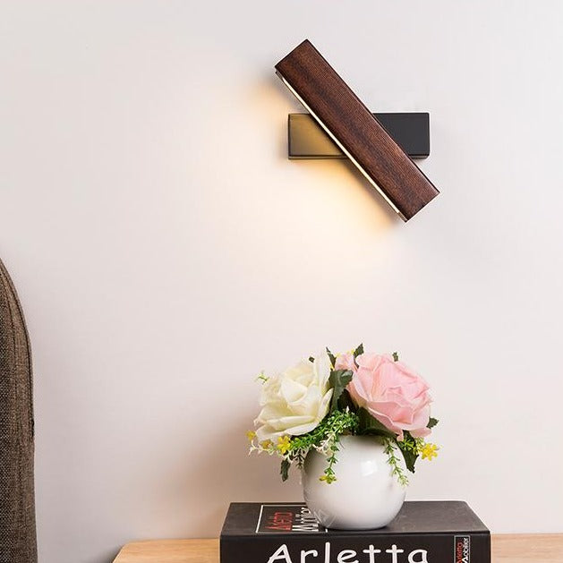 Obrotowa Drewniana Lampa LED na Ścianę - Jasper