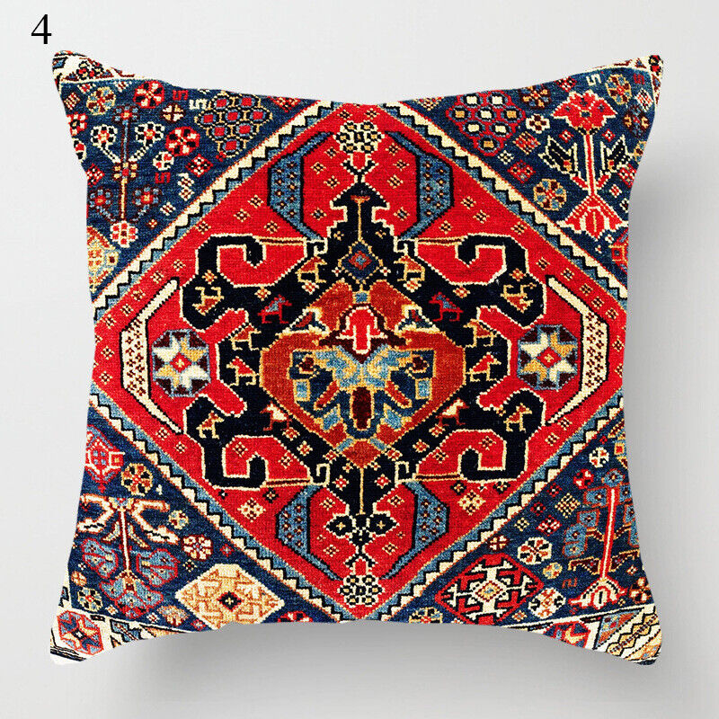 Etniczna poduszka dekoracyjna z nadrukiem mandali w stylu boho na sofę