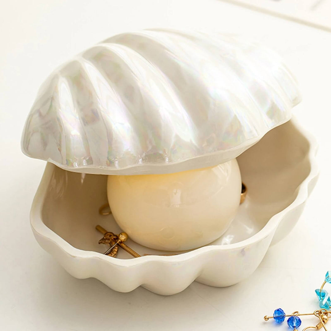 Ceramiczna szkatułka na biżuterię w kształcie muszli