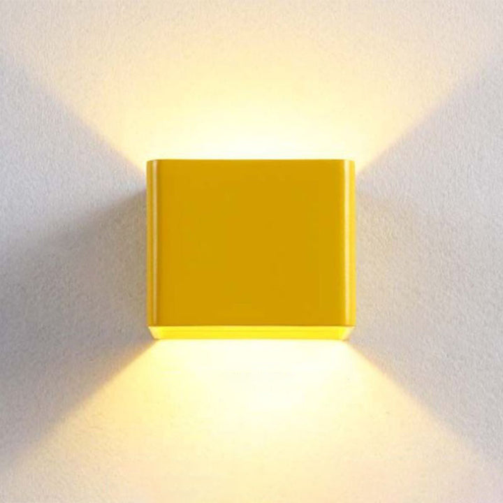 OrrSquare – Nowoczesna kwadratowa lampa ścienna do stylowego oświetlenia