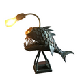 Lampka Steampunk z Rybą Wędkarzem – Fajna i Nietypowa Lampa Podłogowa do Twojego Domu