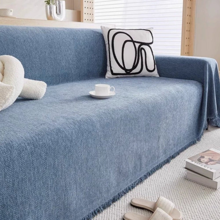 SofaShield – Minimalistyczny pokrowiec na sofę, wodoodporny i łatwy do czyszczenia