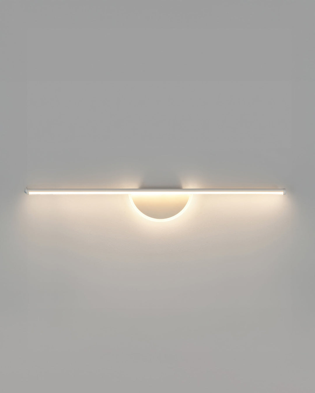 Nowoczesna Lampa Ścienna z Drewnianym Łukiem